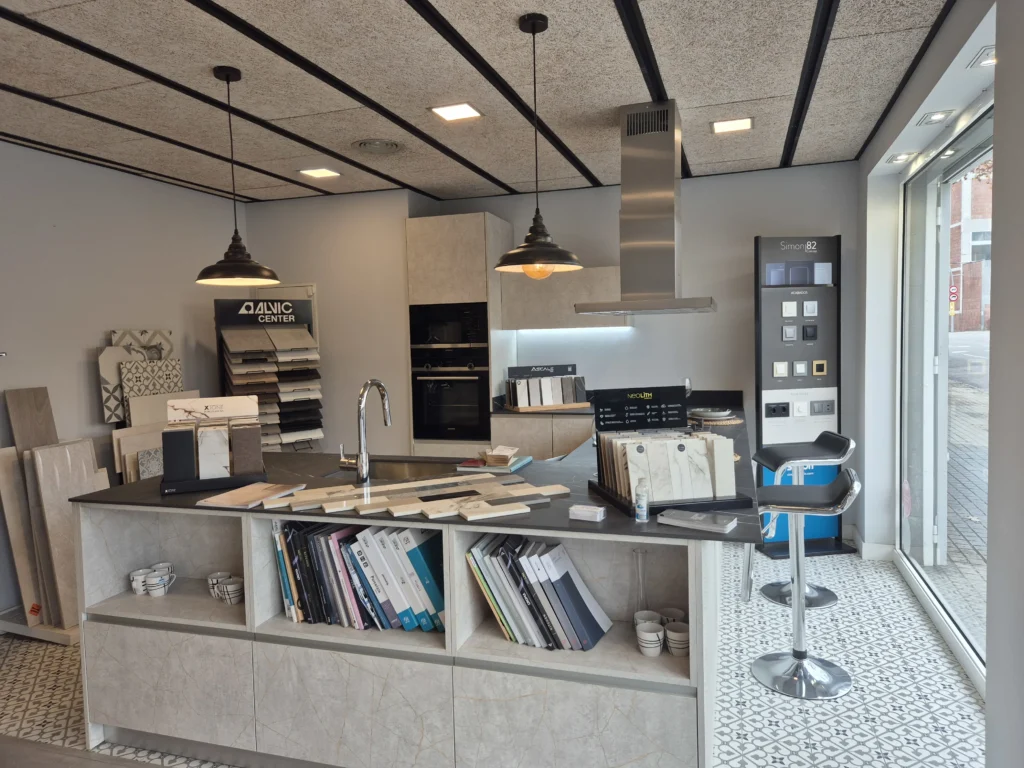 Interior del Lampisteria Segre